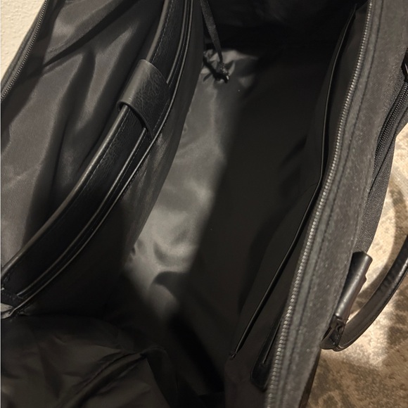 BEIS Convertible Weekender - Picture 4 of 8